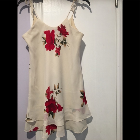 Dresses & Skirts - 🥰Closet Finds🥰🥀Baby Doll Floral Dress